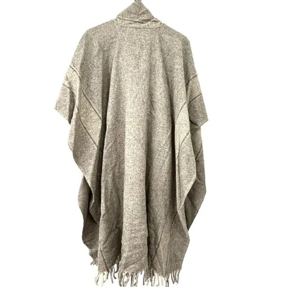 Artesanias Reyes Wool Brown Knit Long Shawl Cape Fringe Boho Soft Warm One Size - Picture 6 of 12